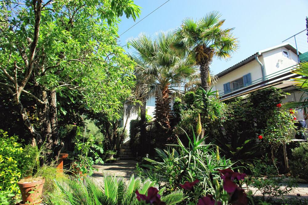 Photo of Outdoor in Punta Kriza