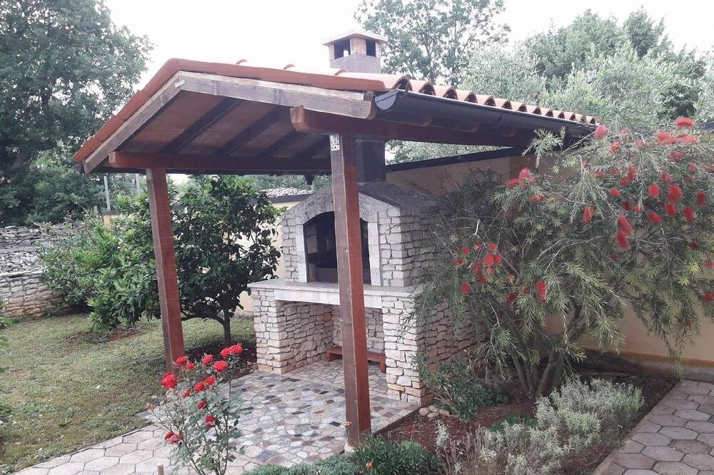 Photo of Outdoor in Kavran