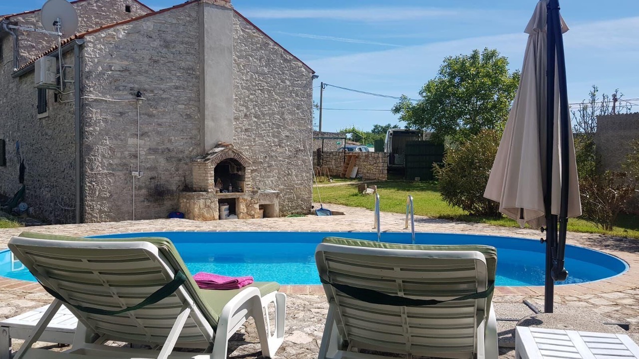 Photo of Outdoor in Bratulici