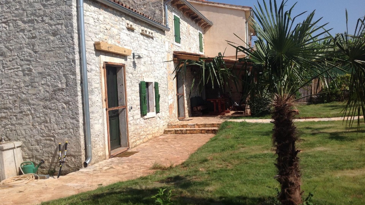 Photo of Outdoor in Bratulici