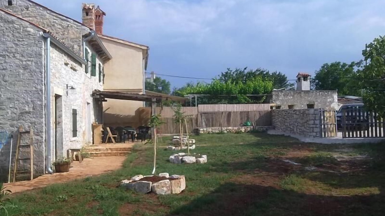 Photo of Outdoor in Bratulici
