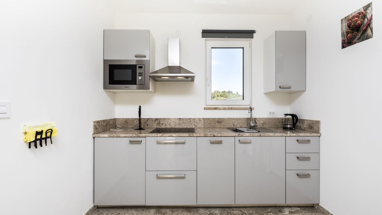 Photo of Kitchen in Cove Murtar