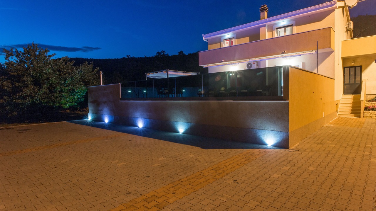 Photo of Outdoor in Trnbusi