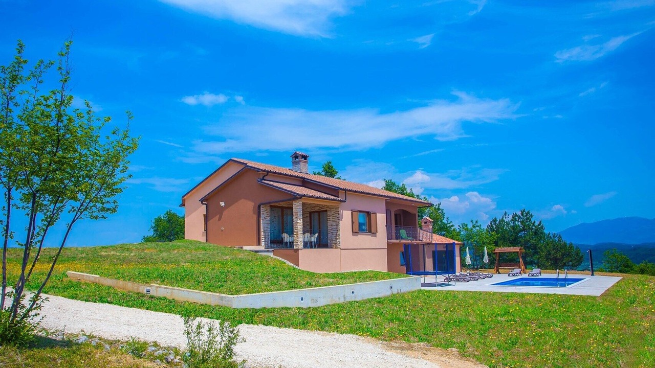 Photo of Outdoor in Novaki Pazinski