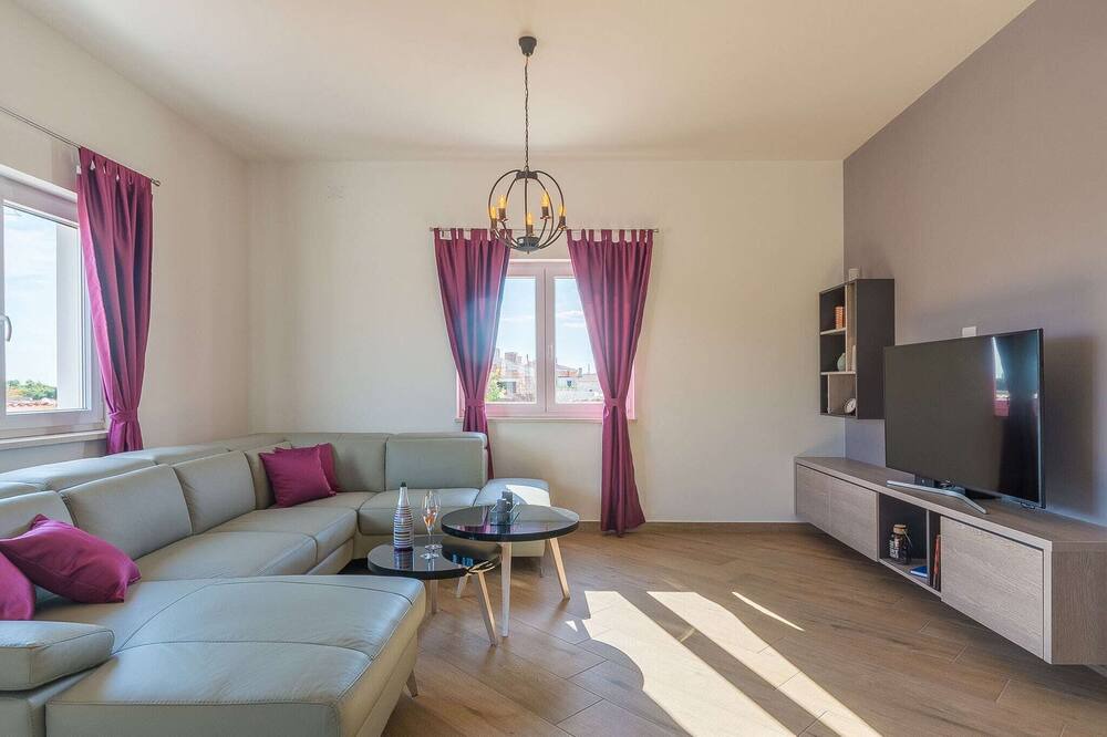 Photo of Livingroom in Loborika