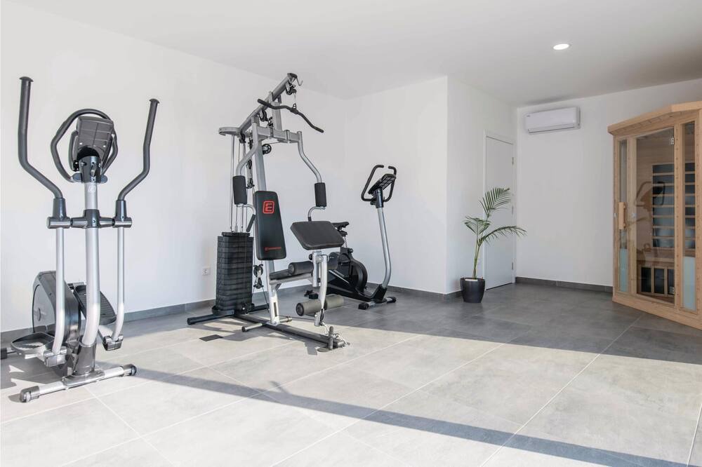 Photo of Others in Filipana