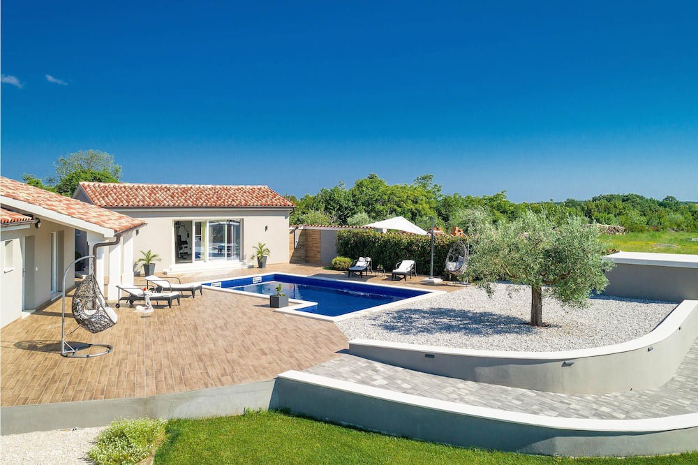 Photo of Outdoor in Filipana