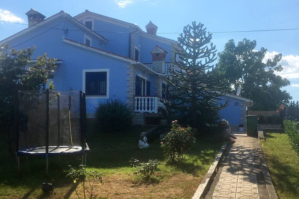 Photo of Outdoor in Vinez