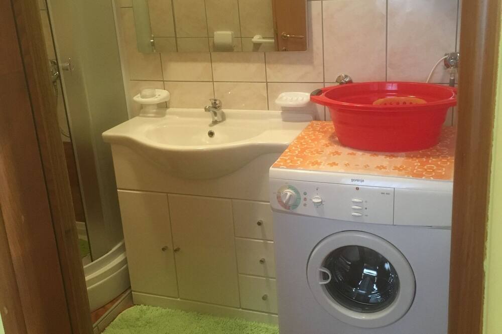 Photo of Bathroom in Vinez