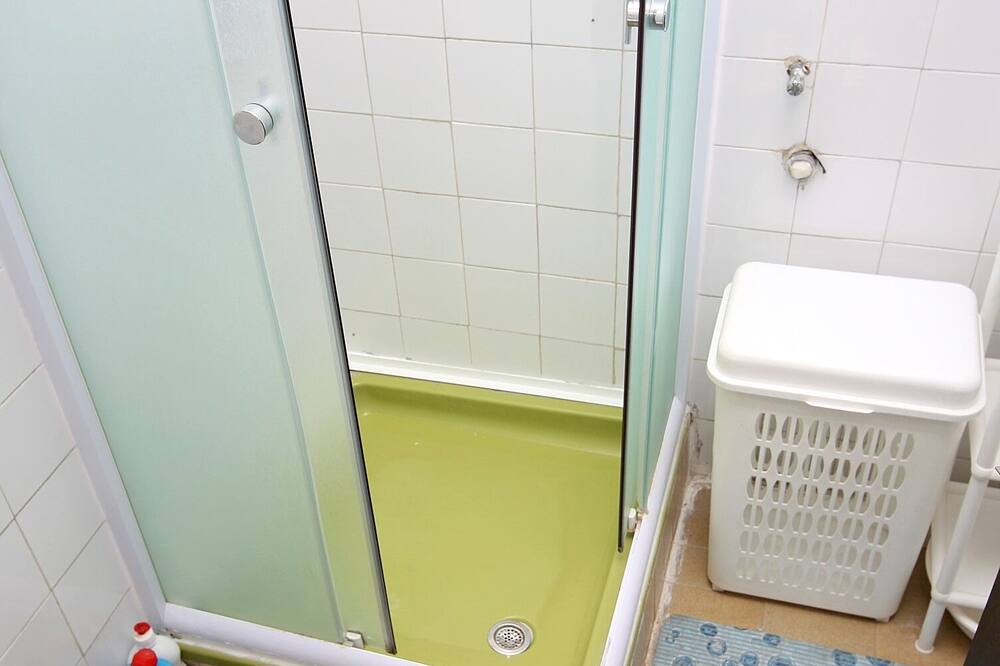 Photo of Bathroom in Marina