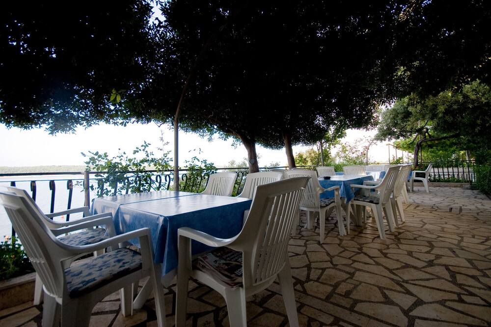 Photo of Patio Balcony in Rab