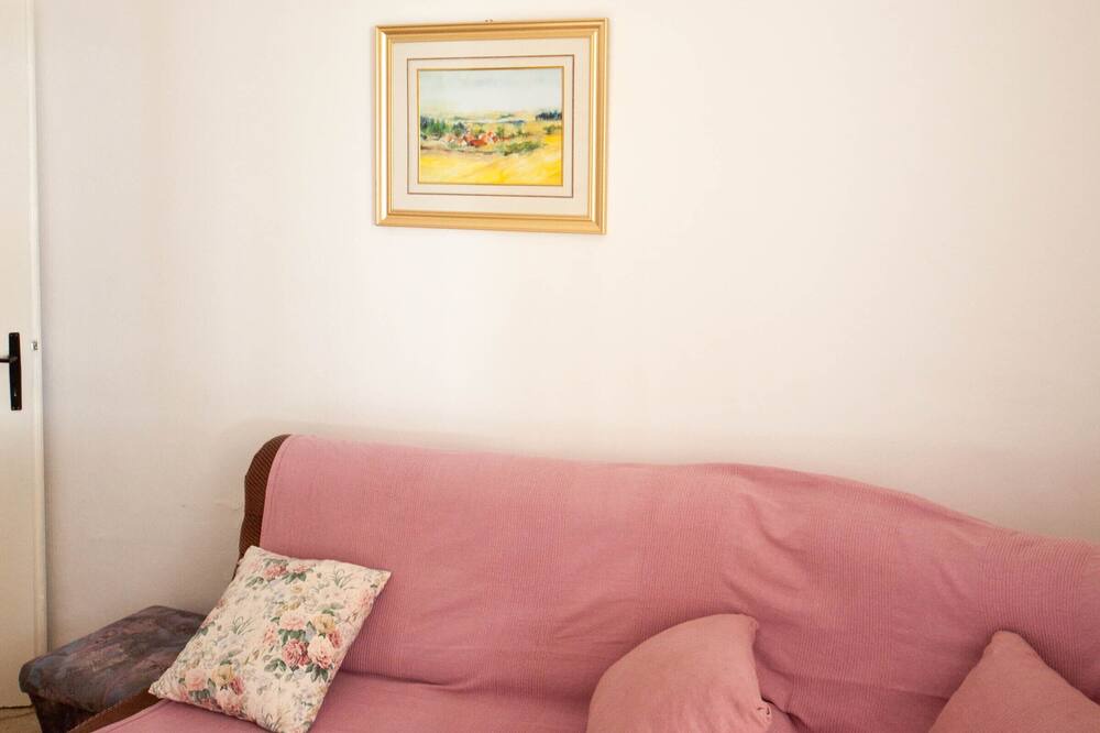 Photo of Livingroom in Rab