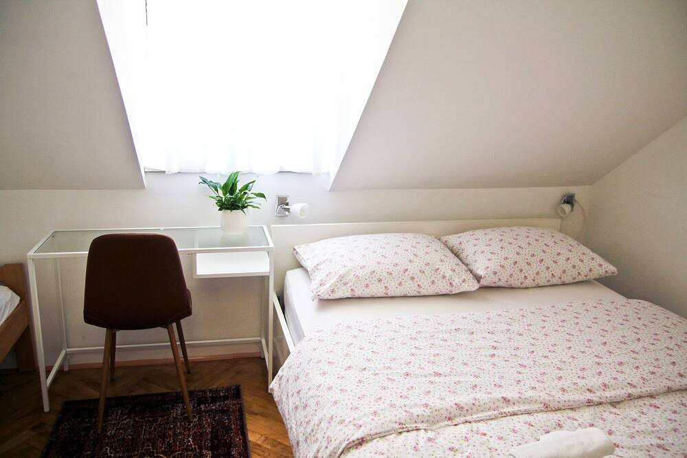 Photo of Bedroom in Borak