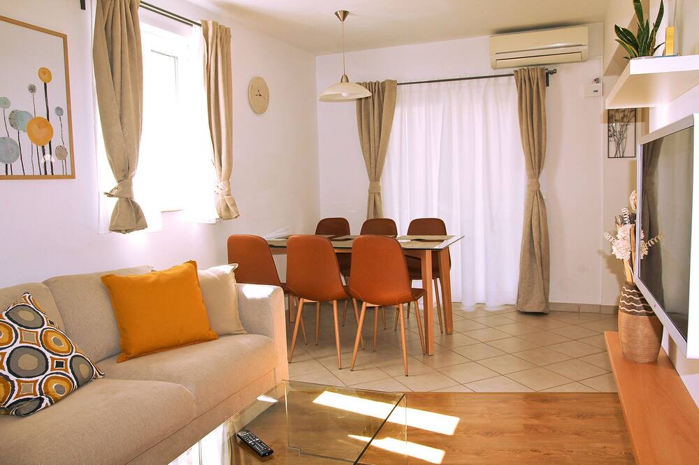 Photo of Livingroom in Borak