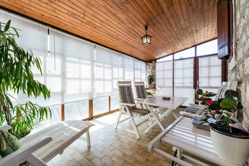 Photo of Patio Balcony in Donje Selo