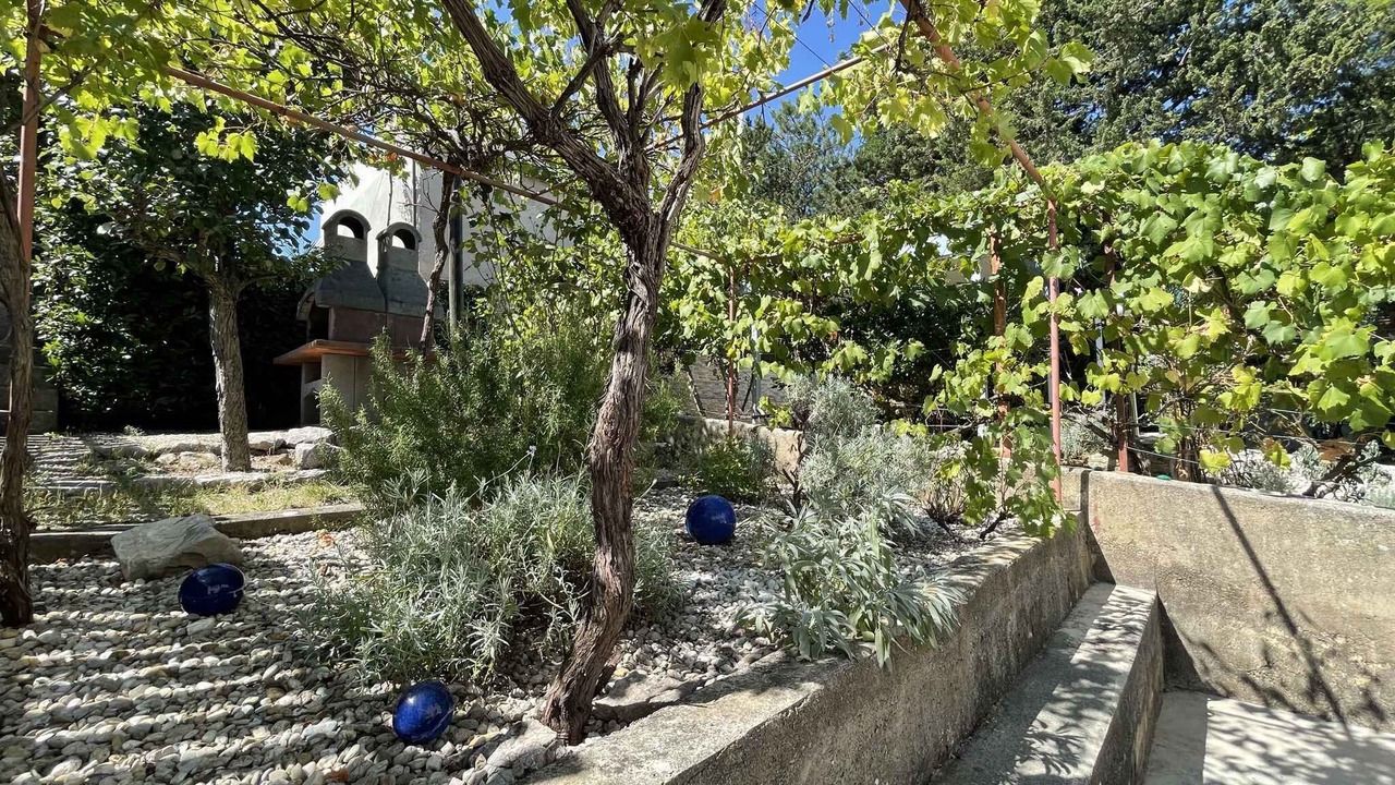 Photo of Outdoor in Silo