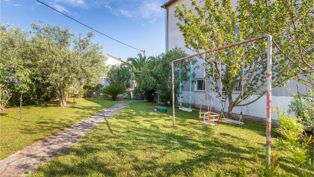 Photo of Outdoor in Vinkuran