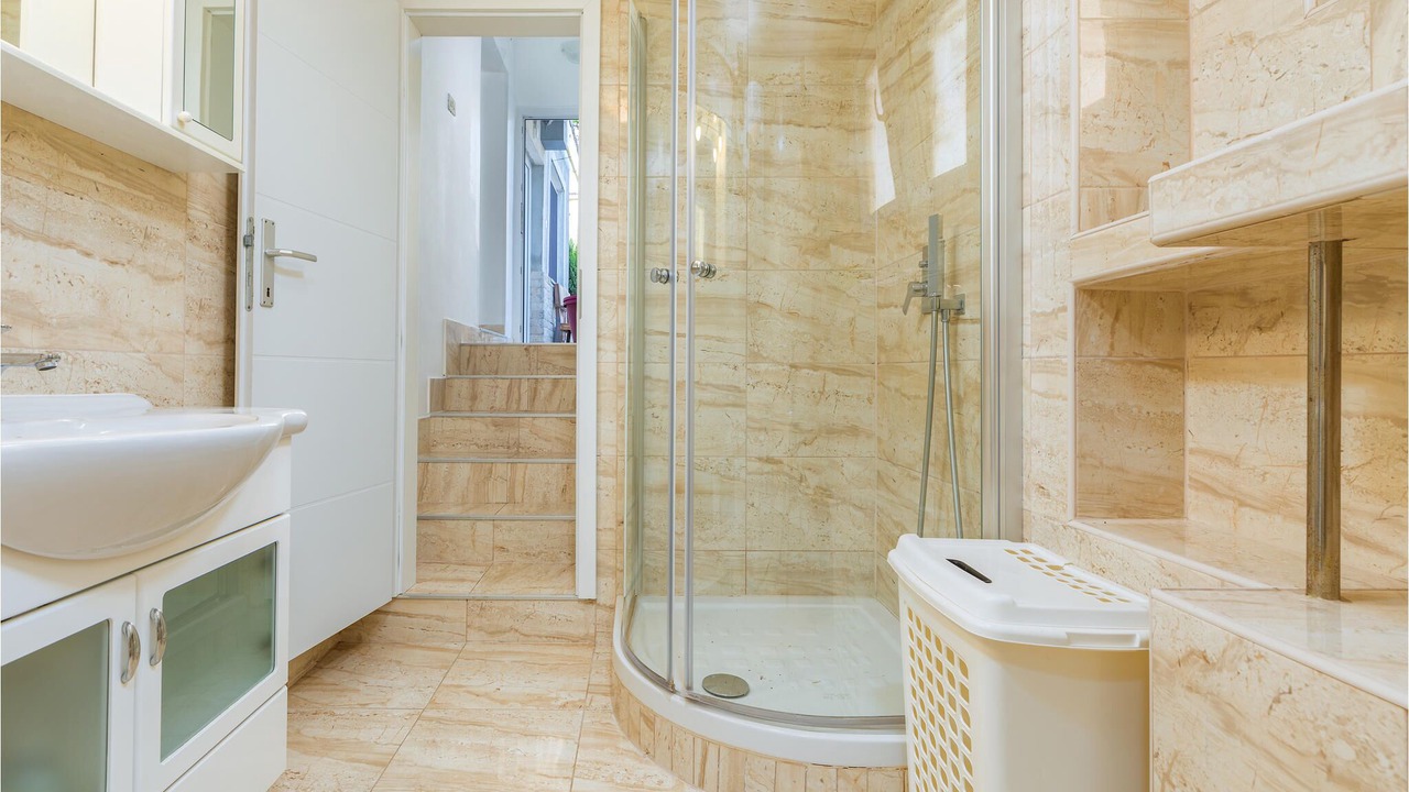 Photo of Bathroom in Vinkuran