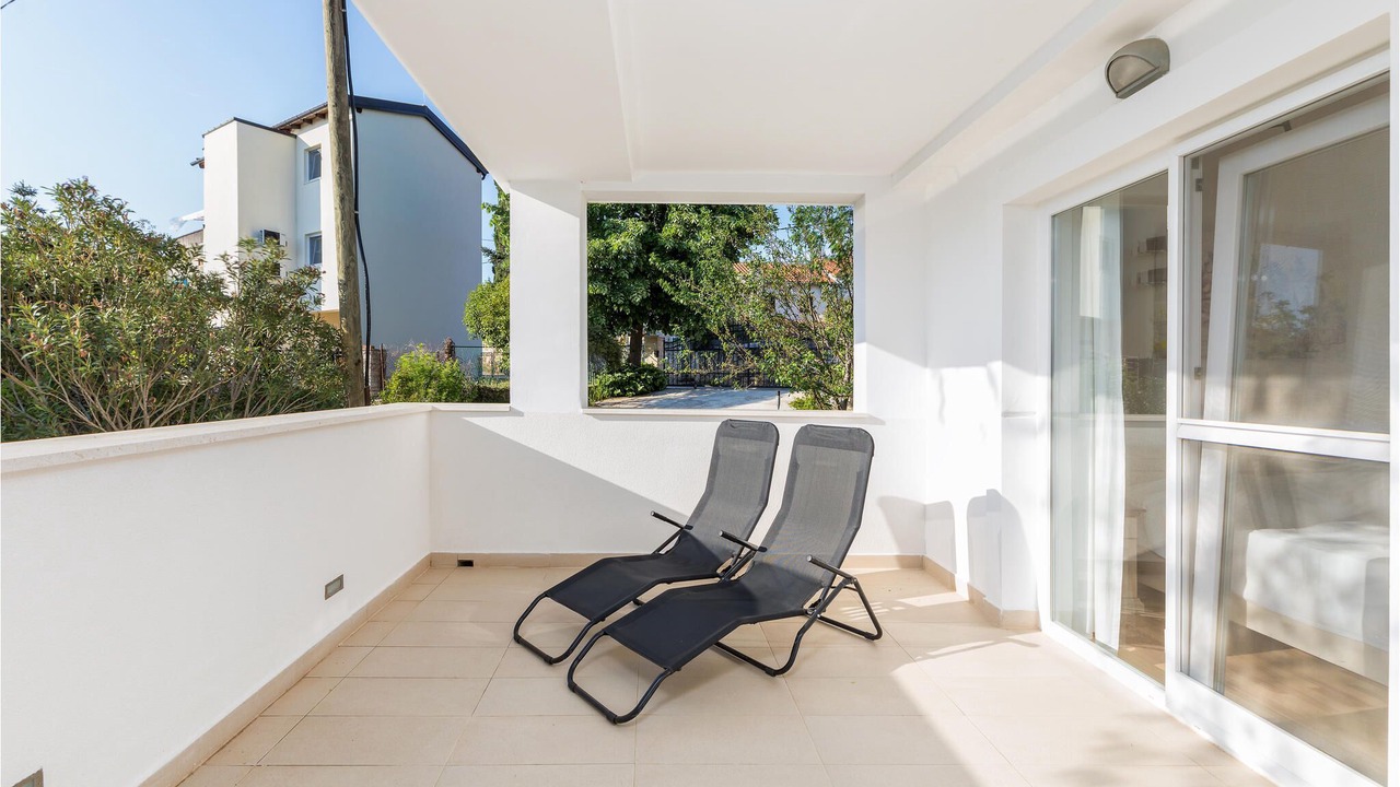 Photo of Patio Balcony in Vinkuran