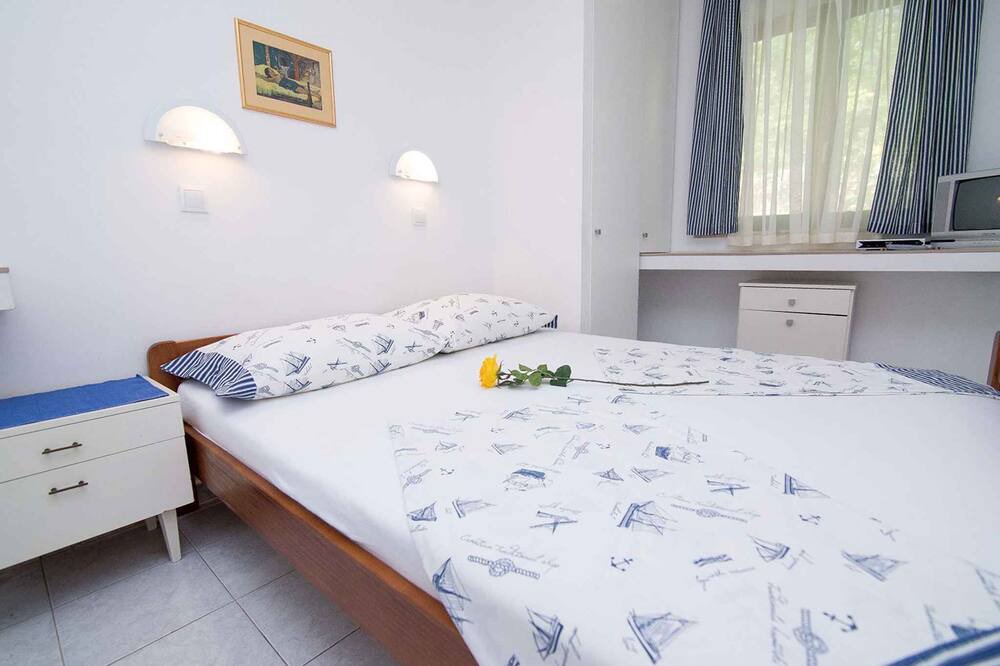 Photo of Bedroom in Cove Murtar