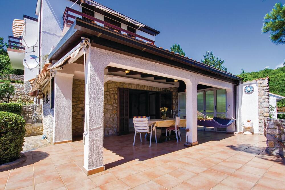 Photo of Patio Balcony in Smrika