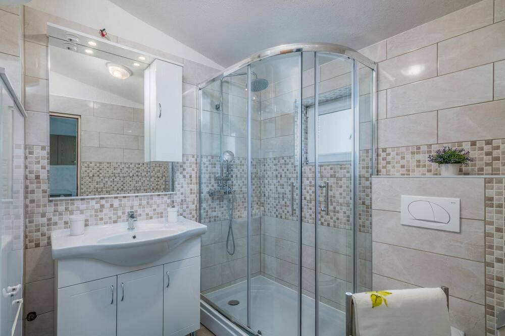 Photo of Bathroom in Risika