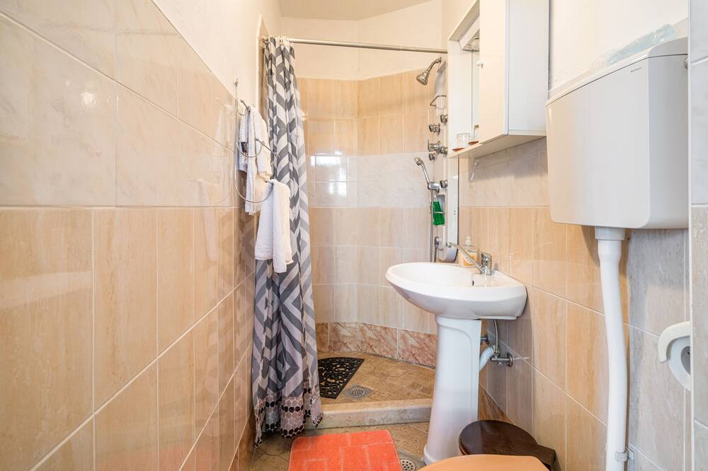 Photo of Bathroom in Motovun