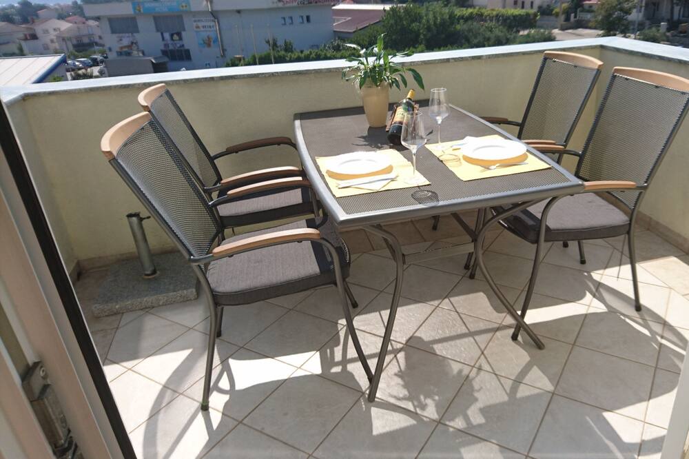 Photo of Outdoor in Palit