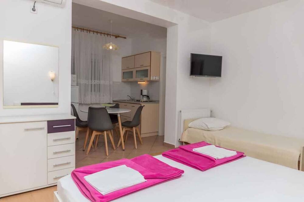 Photo of Bedroom in Klanfari