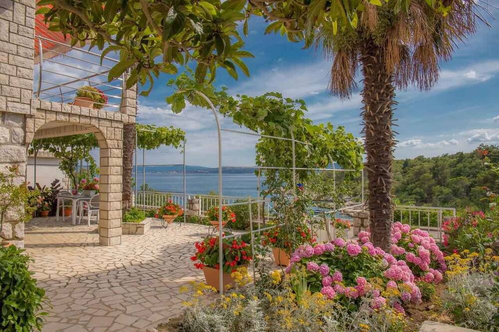 Photo of Outdoor in Klanfari