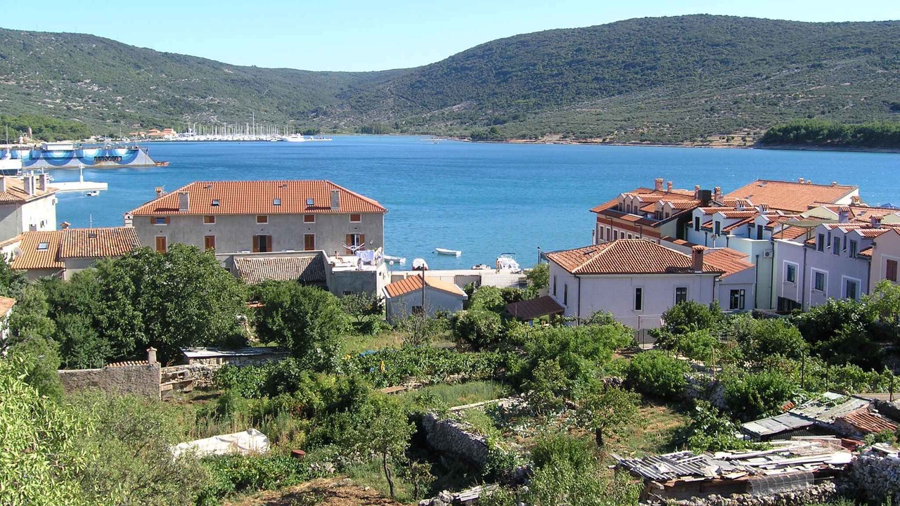Photo of Outdoor in Cres