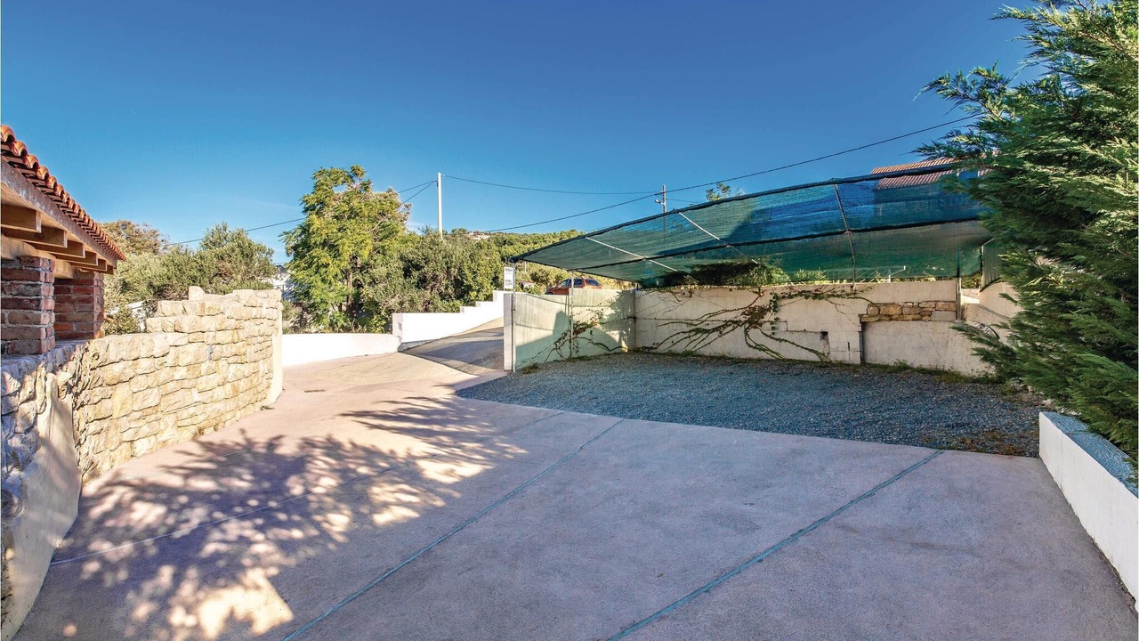 Photo of Outdoor in Barbat na Rabu