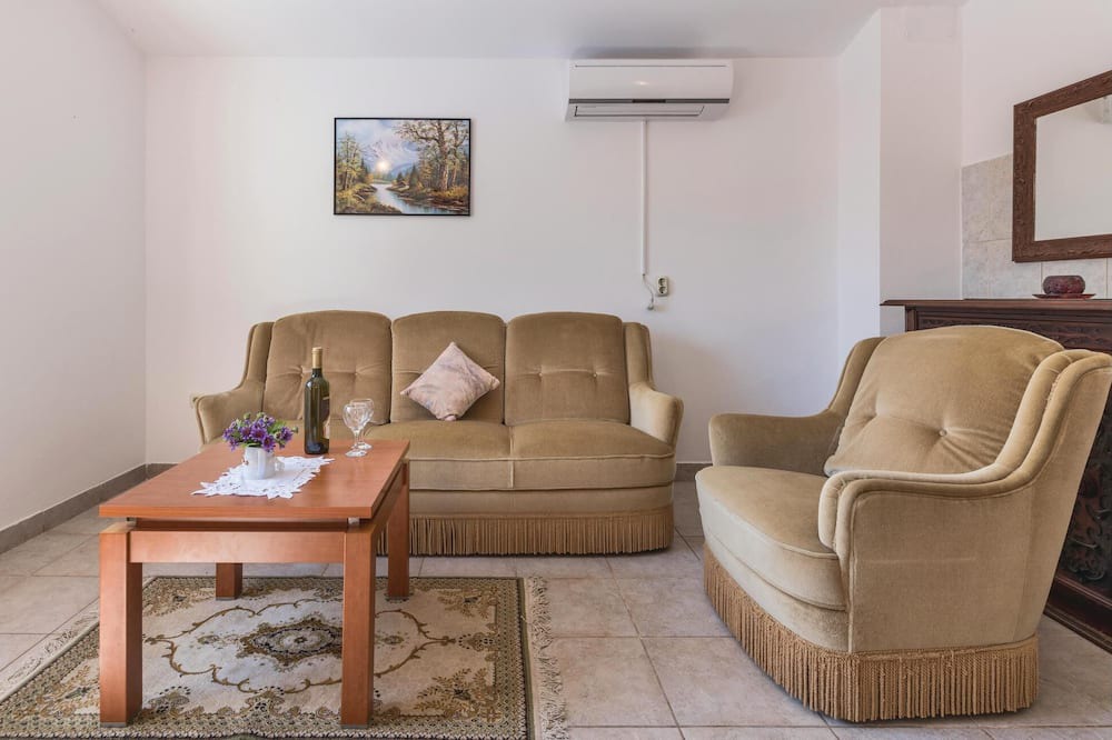 Photo of Bedroom in Mali Vareski