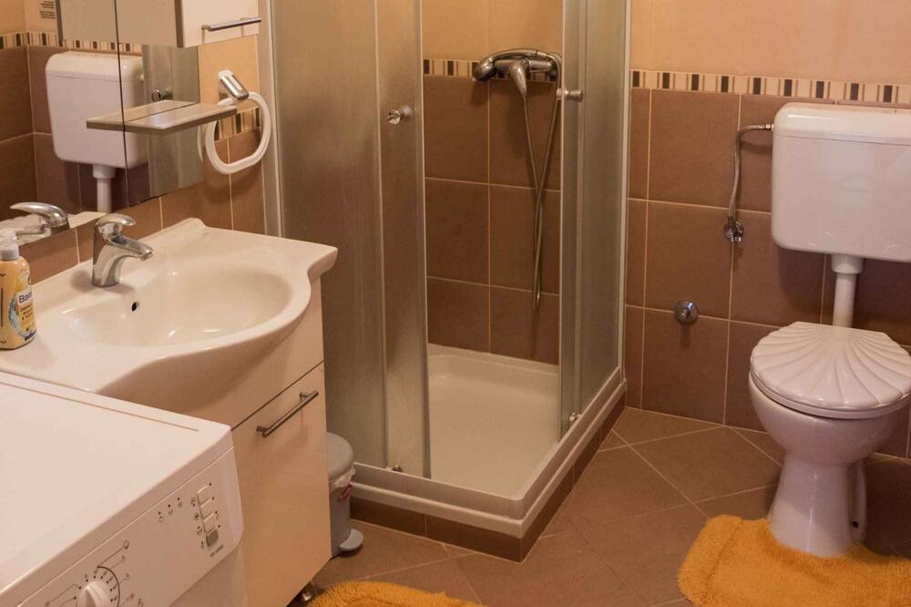 Photo of Bathroom in Mundanije