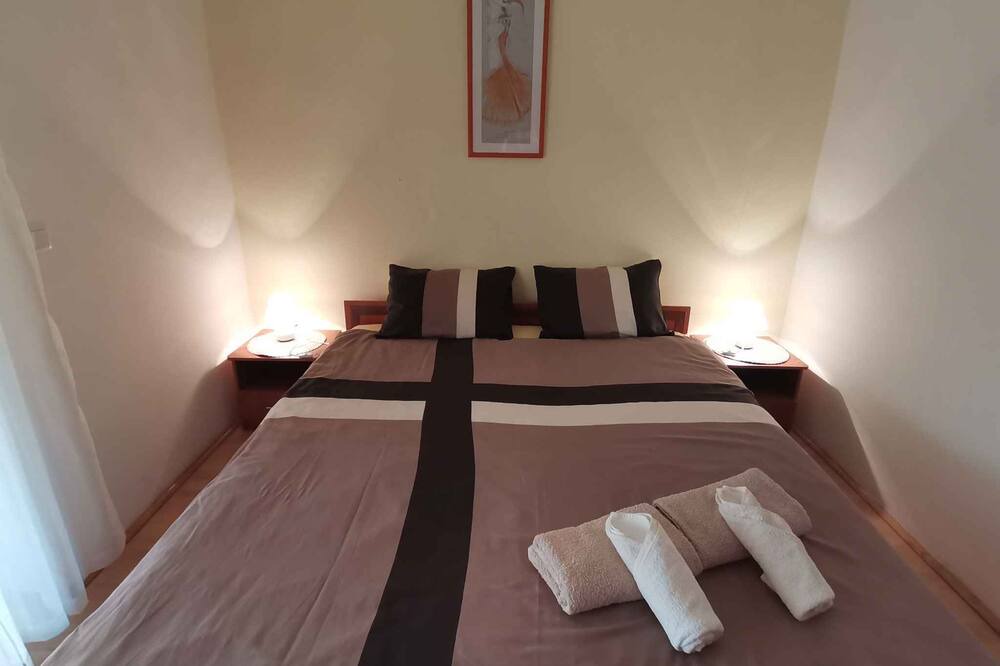 Photo of Bedroom in Mali Vareski
