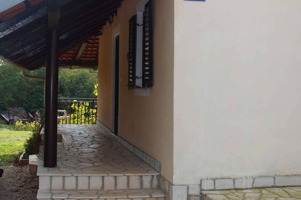 Photo of Outdoor in Mali Vareski