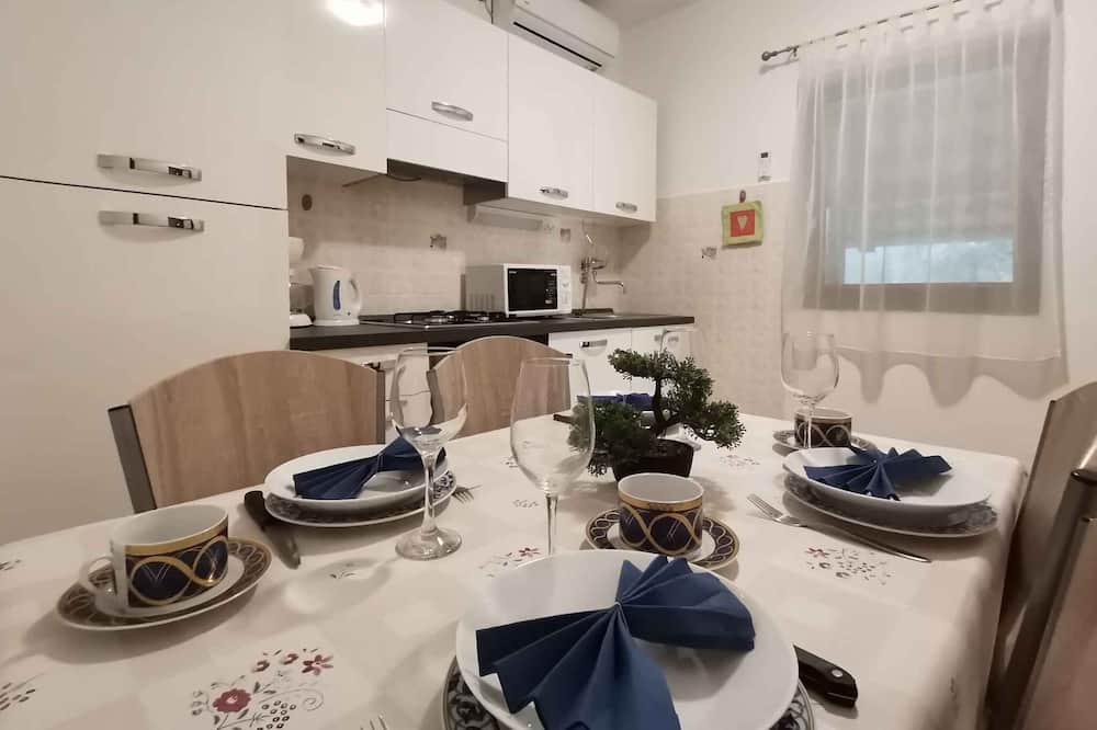 Photo of Kitchen in Mali Vareski