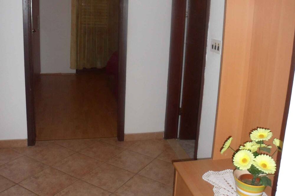 Photo of Bedroom in Mali Vareski