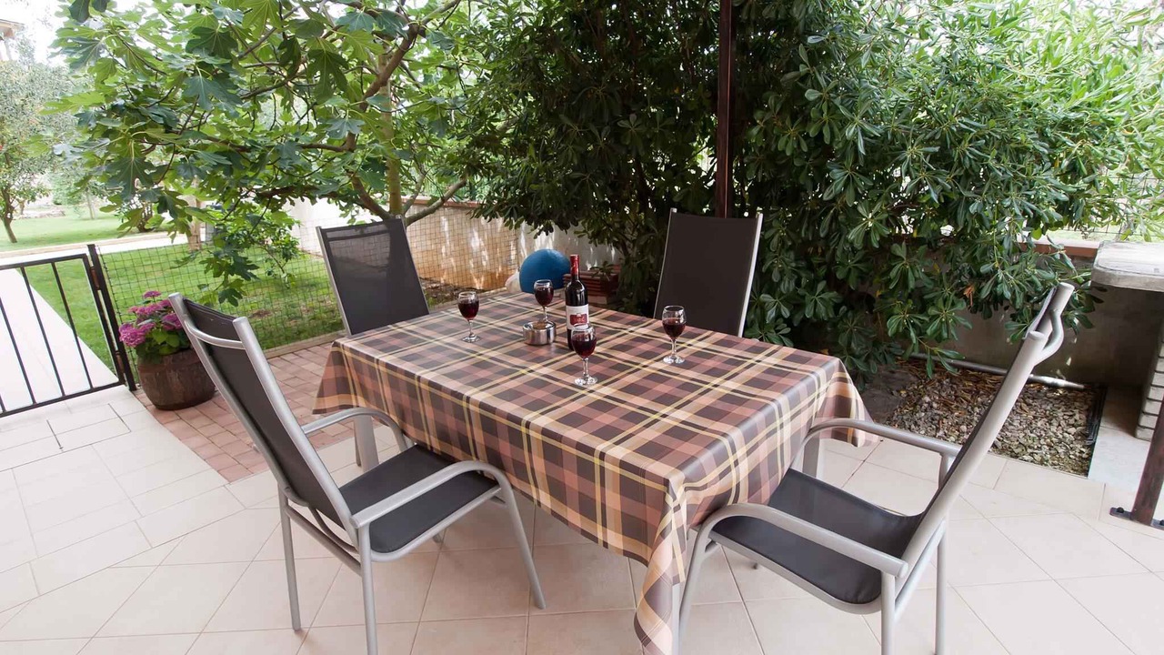 Photo of Outdoor in Vinkuran