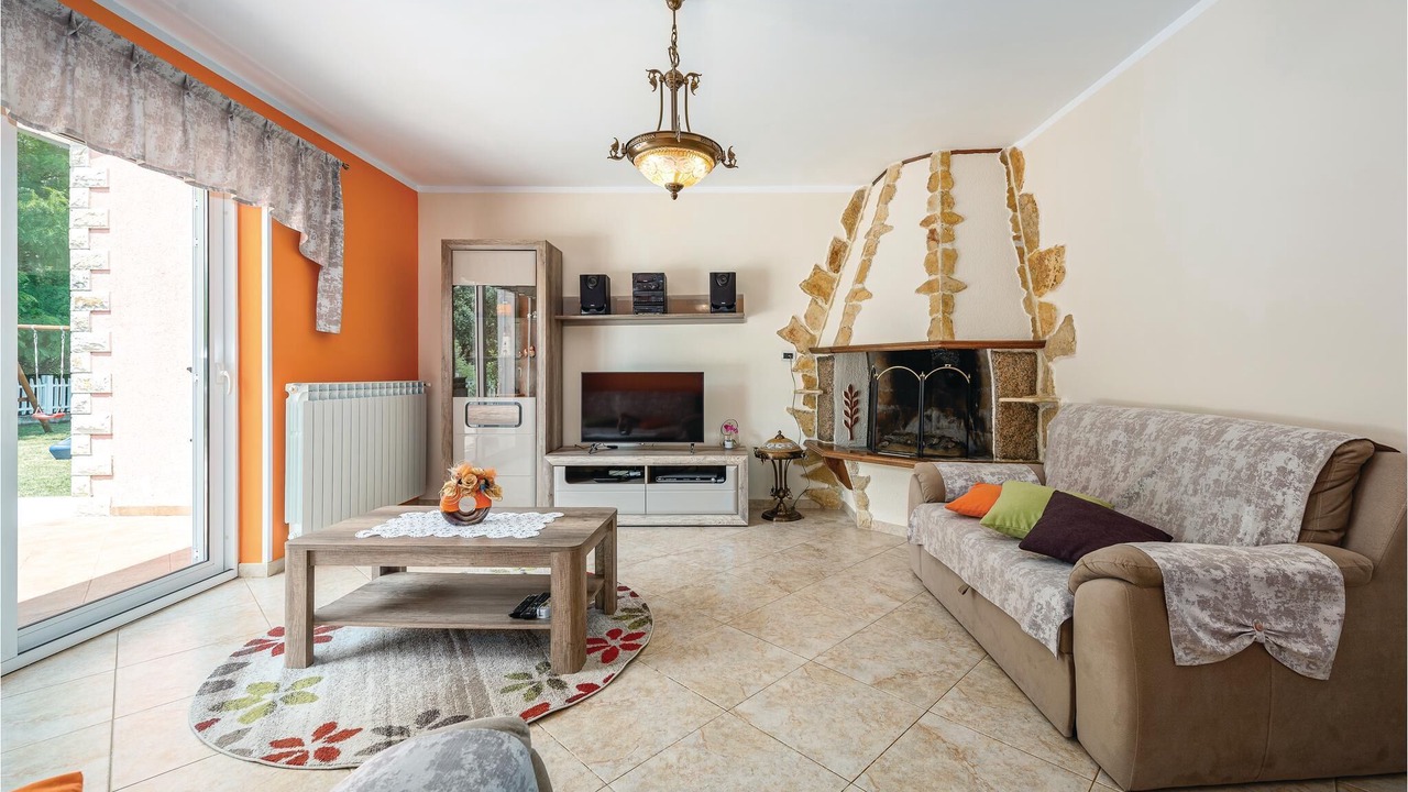 Photo of Livingroom in Vinez