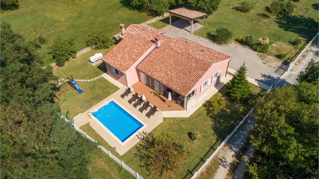 Photo of Outdoor in Vinez