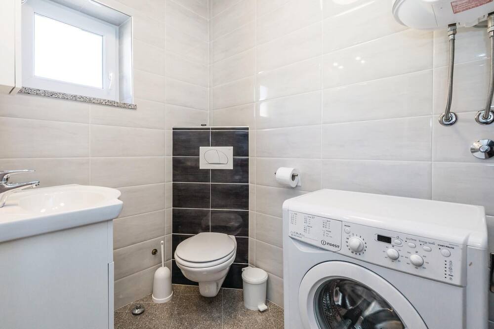 Photo of Bathroom in Veli Brgud