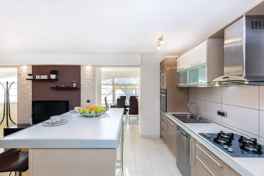 Photo of Kitchen in Bakar