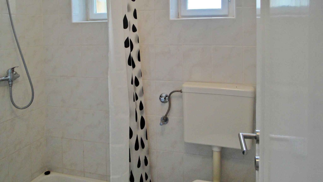 Photo of Bathroom in Silo