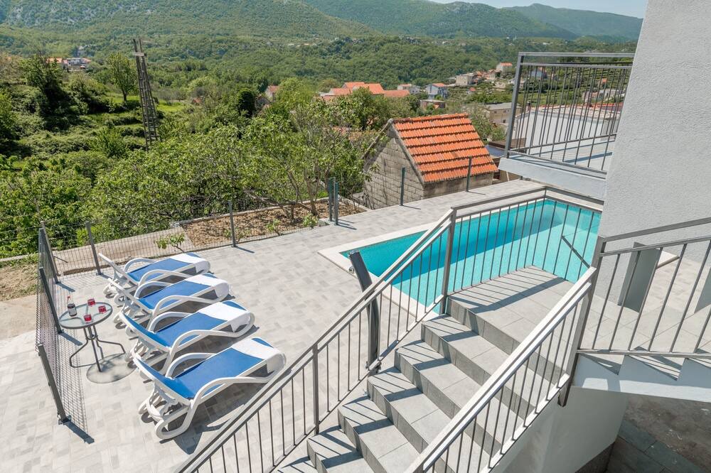 Photo of Outdoor in Omis