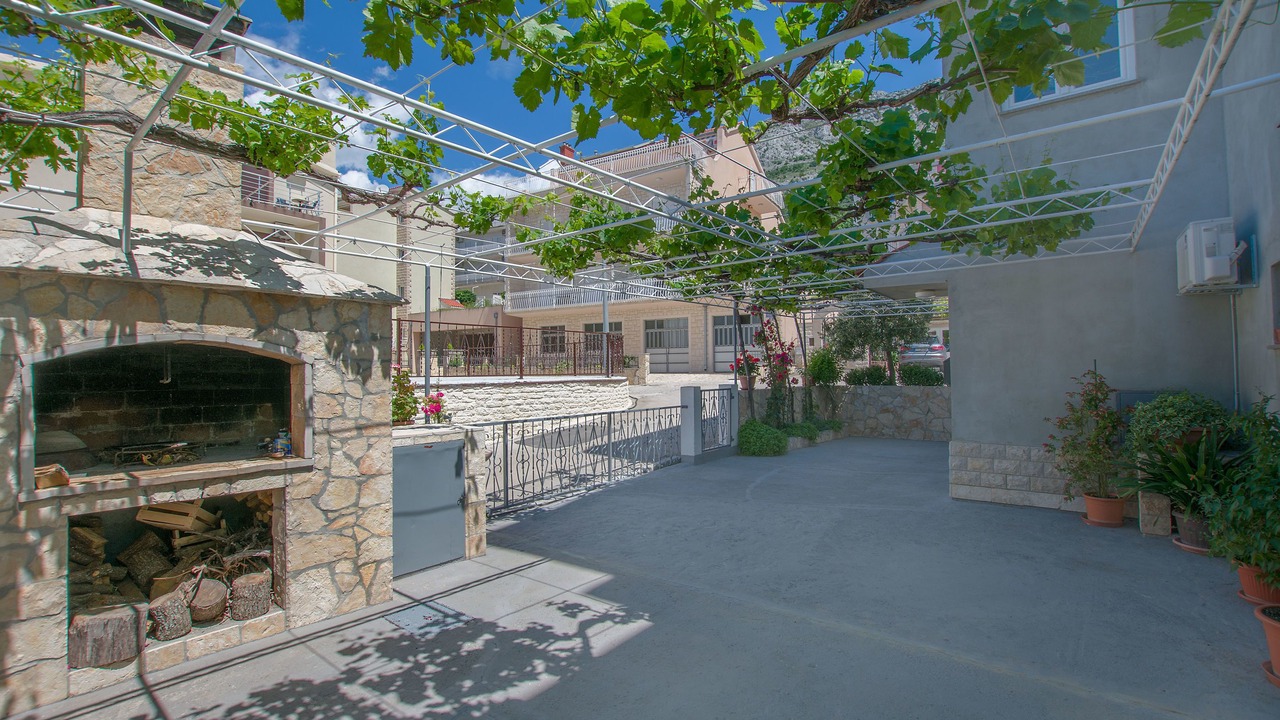 Photo of Outdoor in Tice