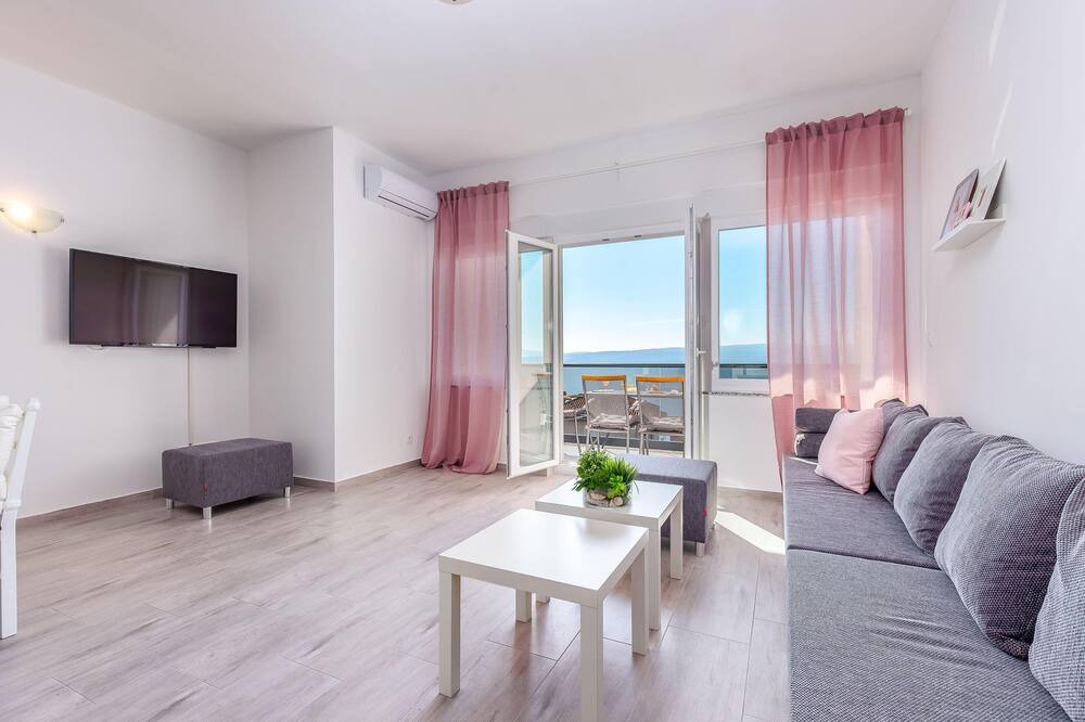 Photo of Livingroom in Dramalj