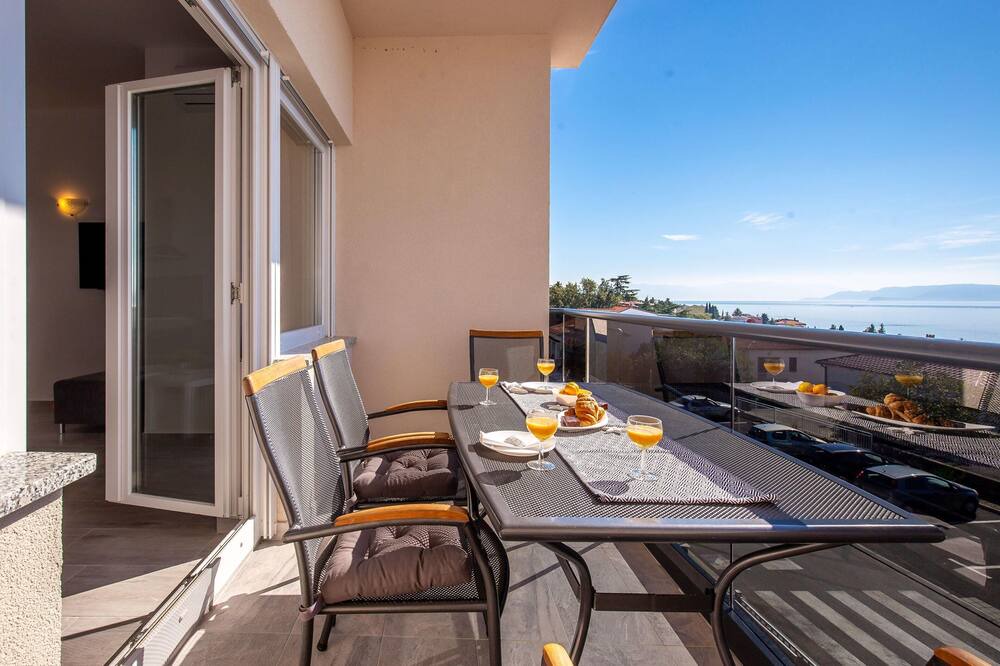 Photo of Patio Balcony in Dramalj