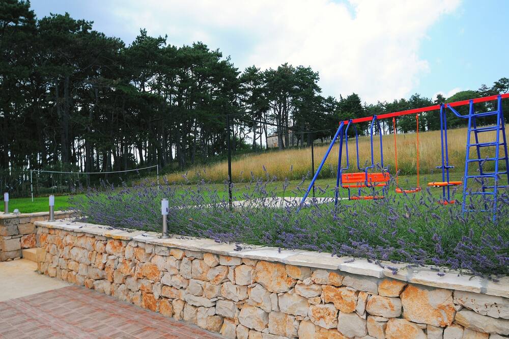 Photo of Others in Martinski