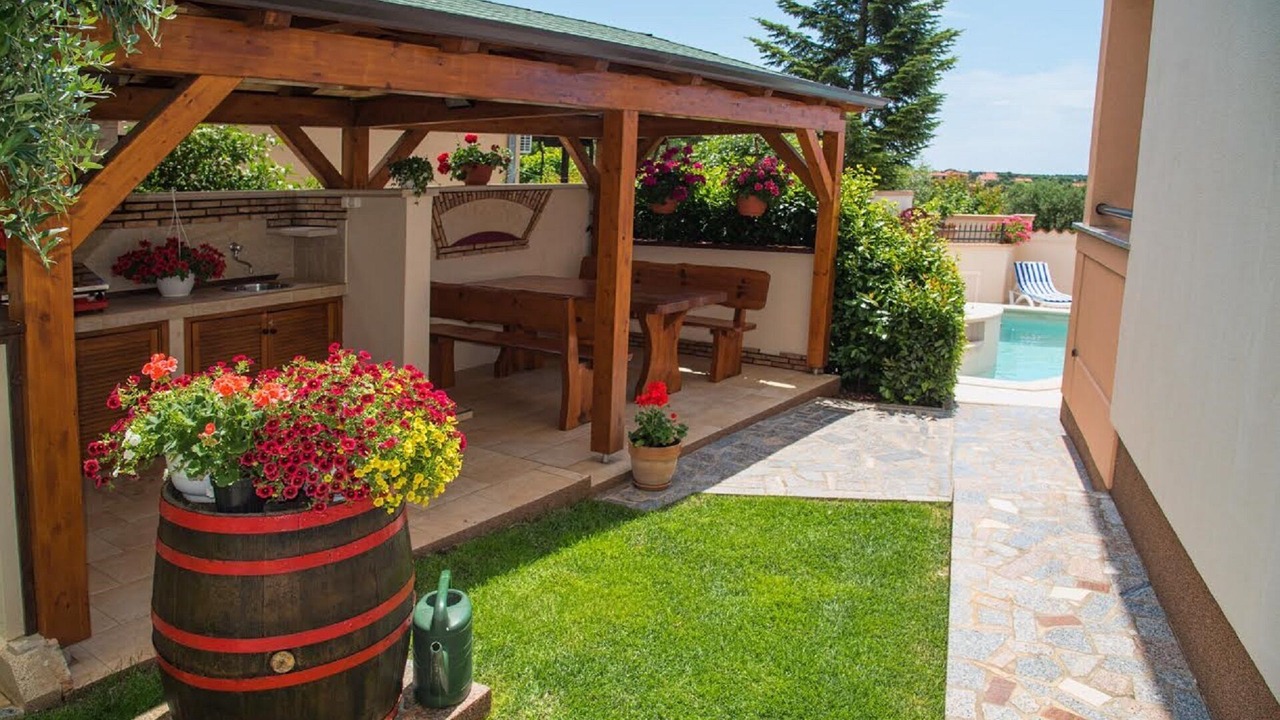 Photo of Outdoor in Vinkuran